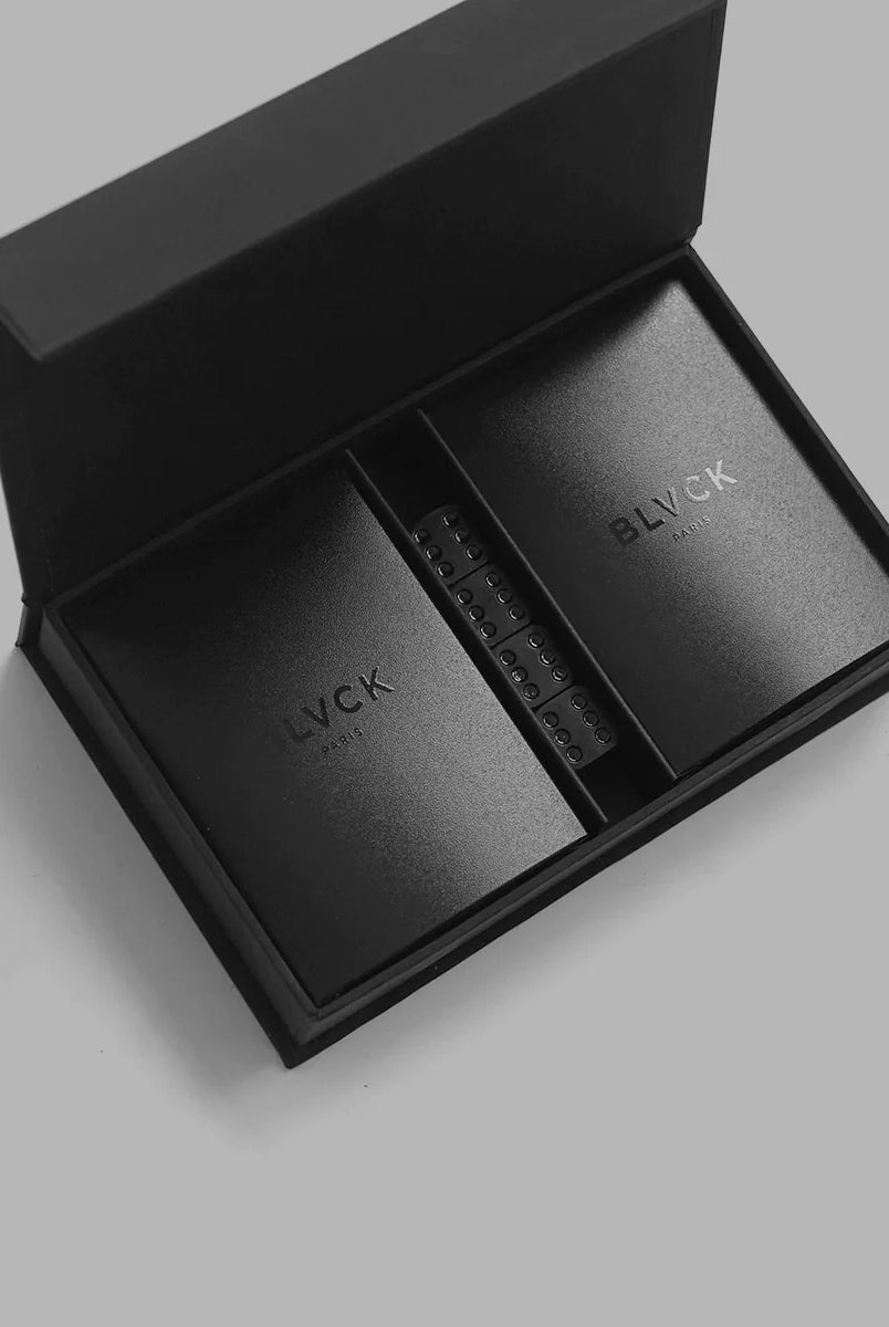 Blvckout Bundle - 2 Card Packs + 4 Dice - Elysian Couture
