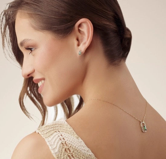 Emerald 18K Solid Gold Necklace - Elysian Couture