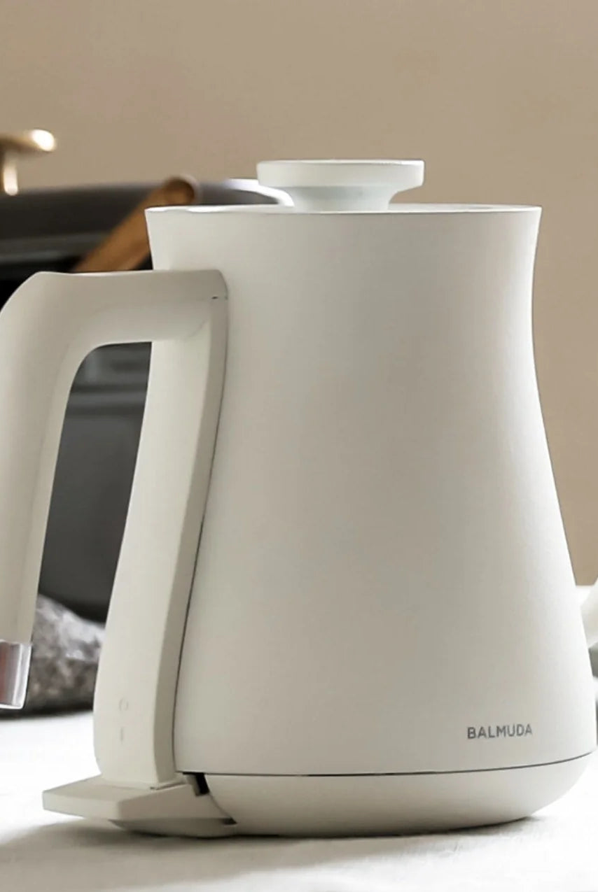 The Kettle - Elysian Couture