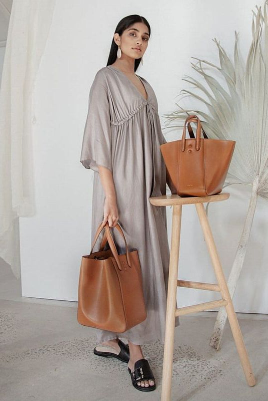 Eight Bag Large - Caramel - Elysian Couture